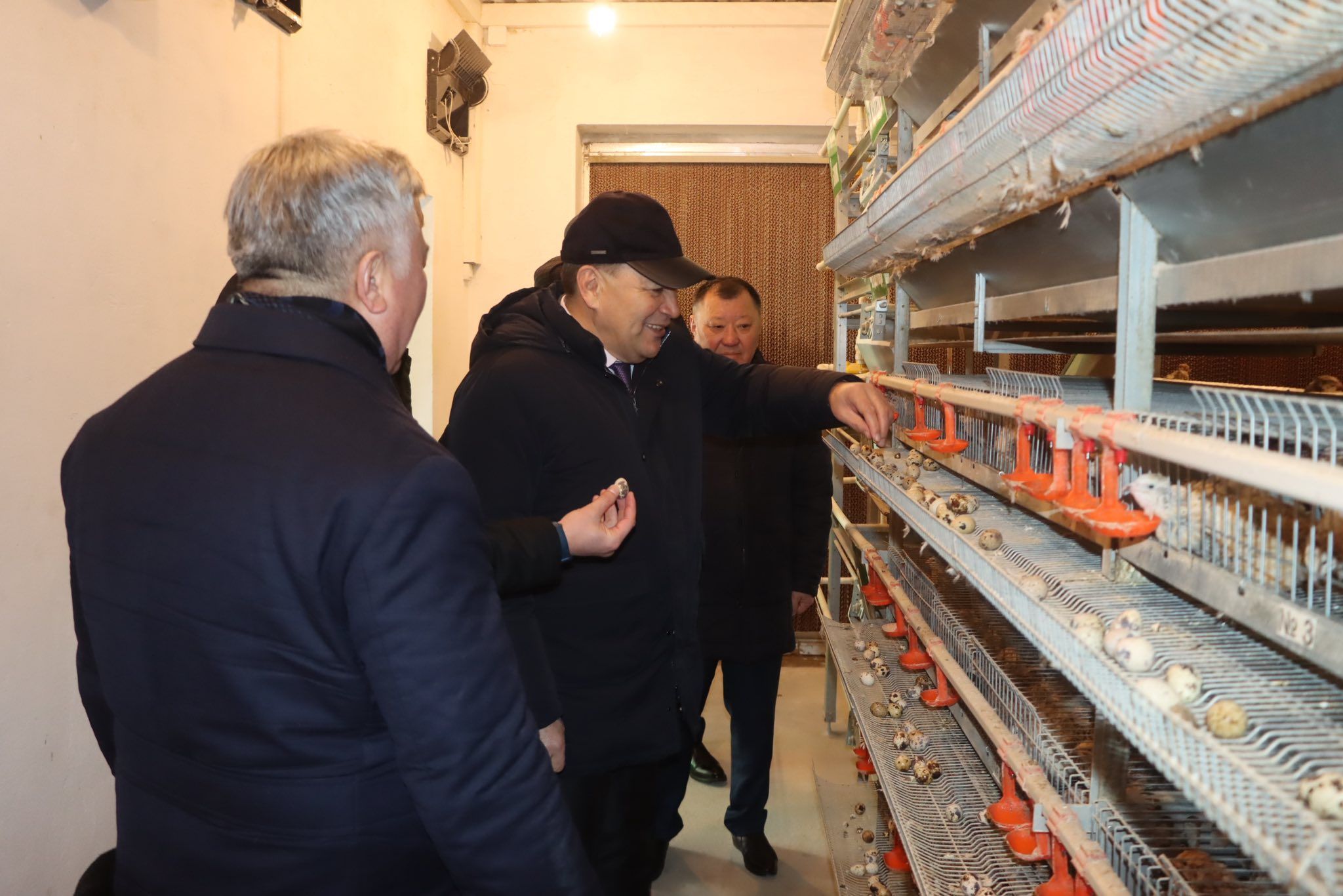 1 Үкімет басшысының кеңесшісі Бесарық ауылының берекелі тіршілігімен танысты.jpg