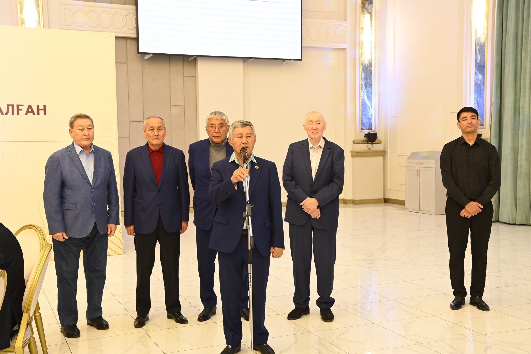 2Қарттар күні қарсаңында ардагерлер қаладағы нысандармен танысты.jpg