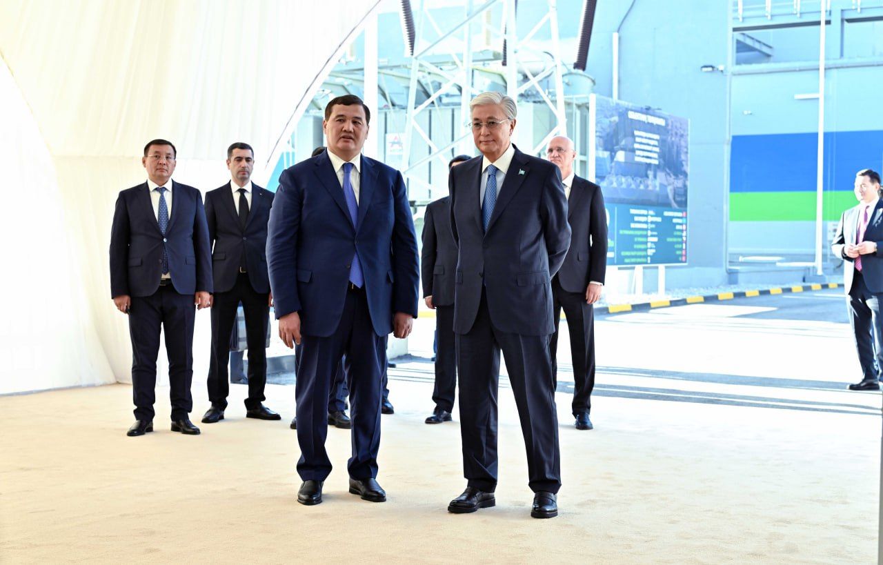 5Президент жаңа жылу электр орталығына барды.jpg