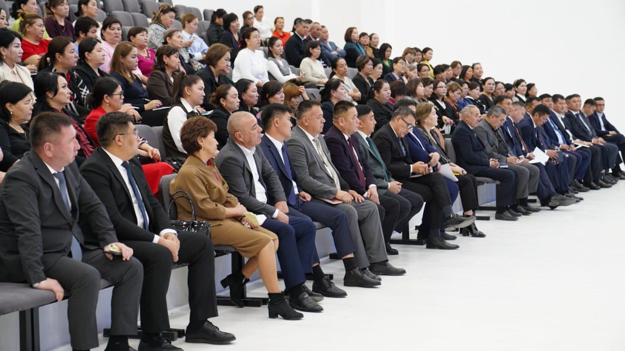 «Адалдық. Заң. Ашықтық» тақырыбында семинар-кеңес өтті.jpg