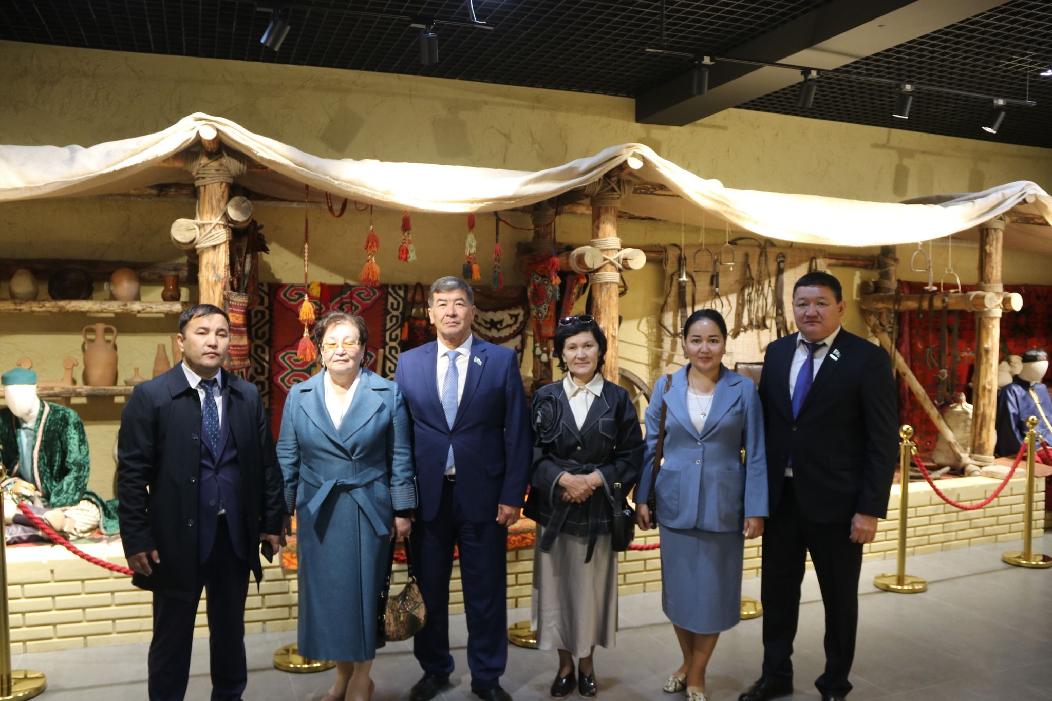 Аймақ ардагерлері Мәдениет және спорт нысандарын аралады.jpg