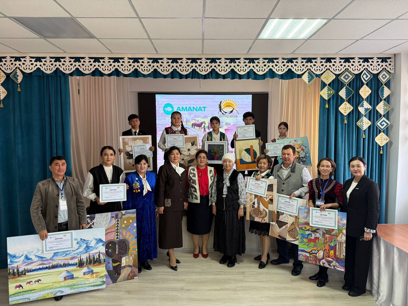 Аманат қолөнер байқауы 4.jpg