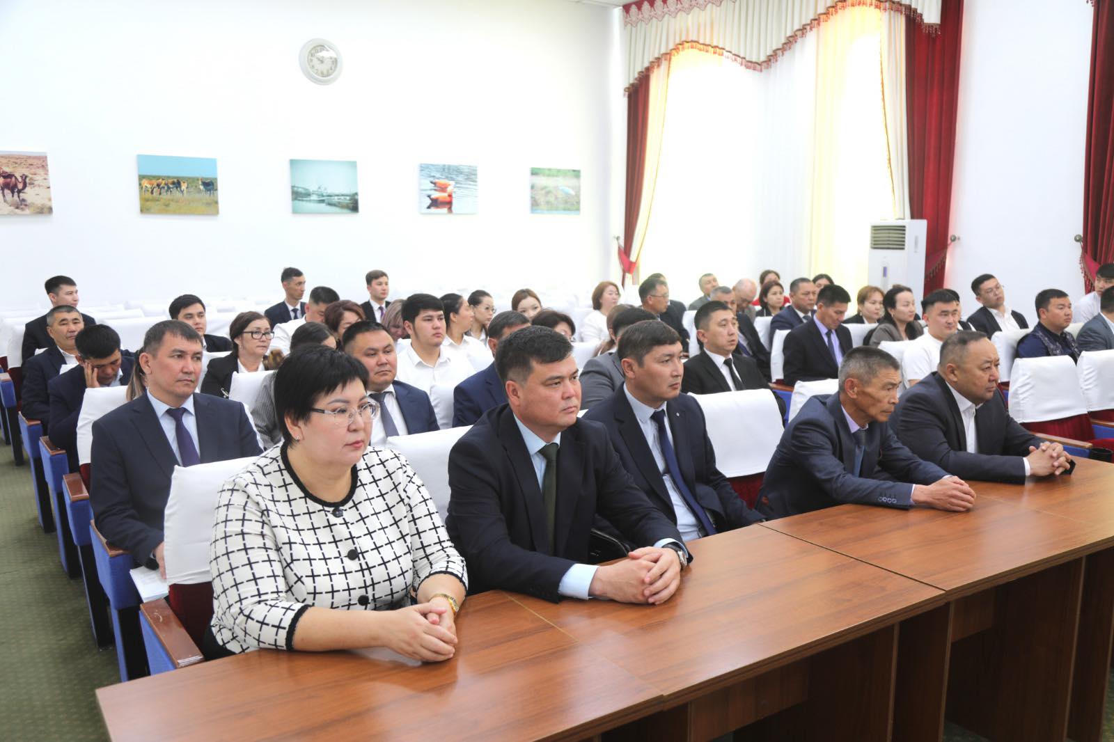 Арал көшпелі отырыс 2.jpg