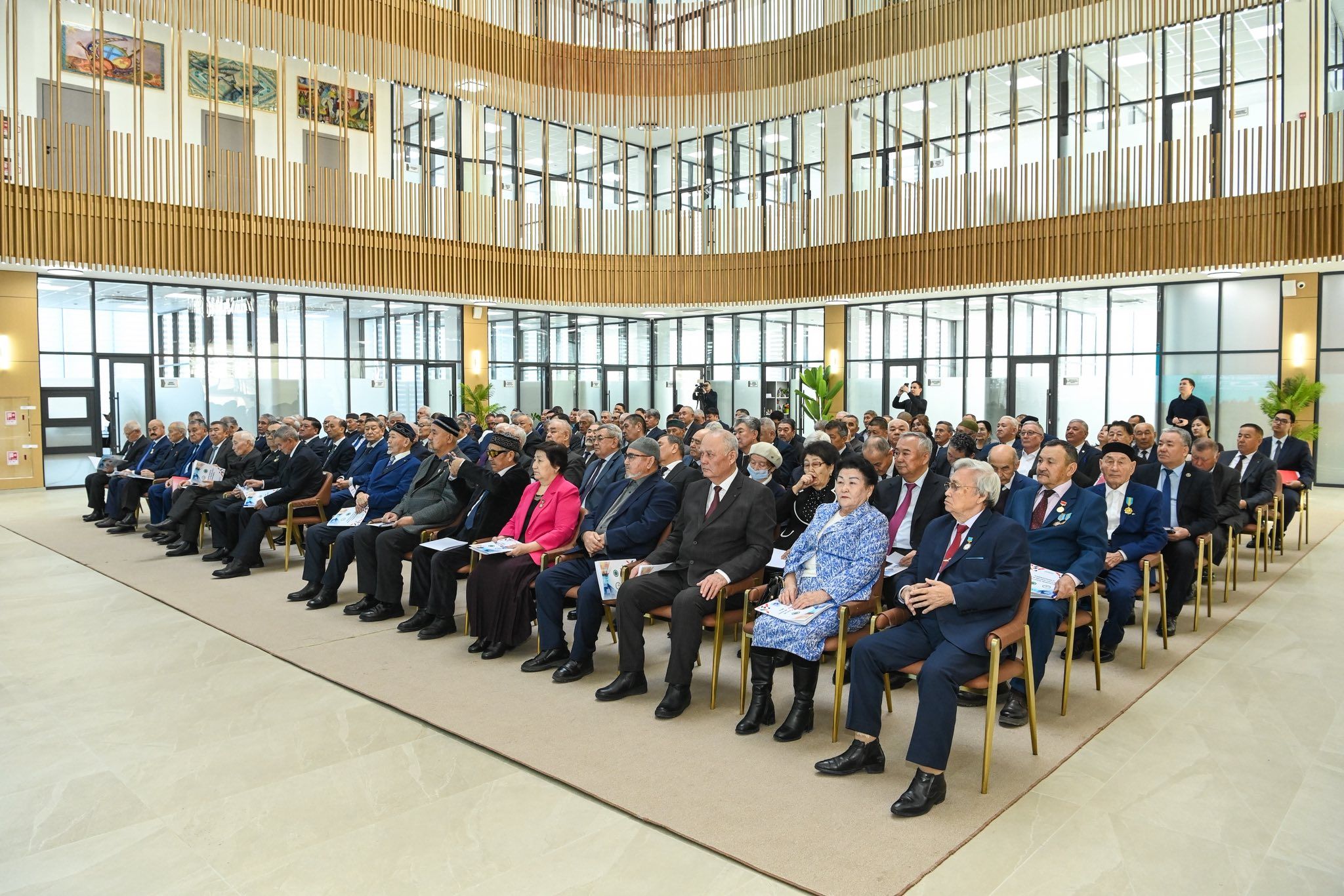 Ардагерлер кеңесі конференция.jpg