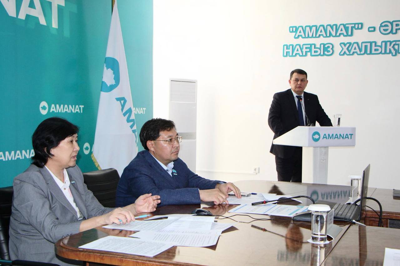 Бақылау комиссиясының кезекті отырысы.jpg