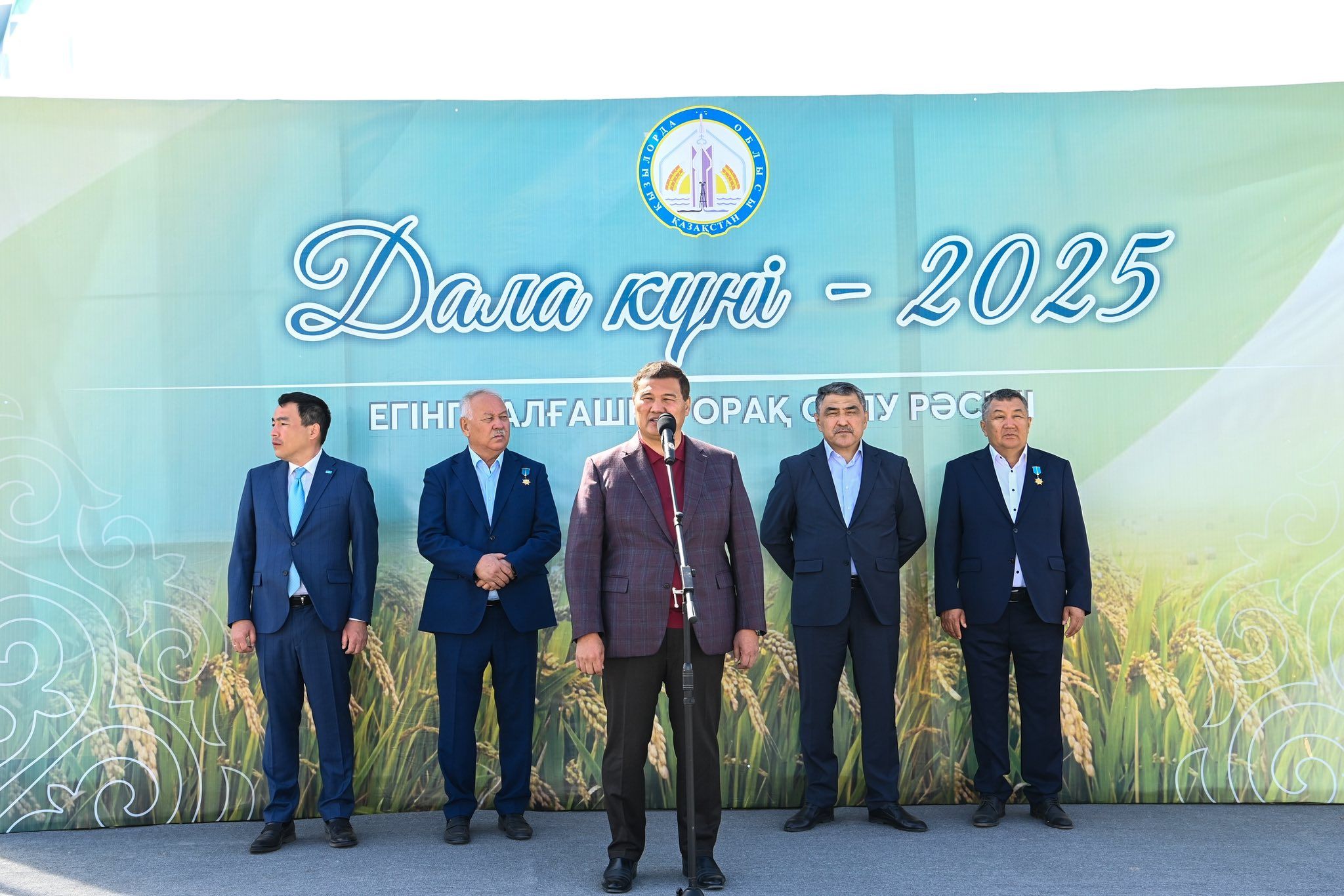 Дала күні – 2025 күрішке алғашқы орақ салу рәсімі өтті.jpg