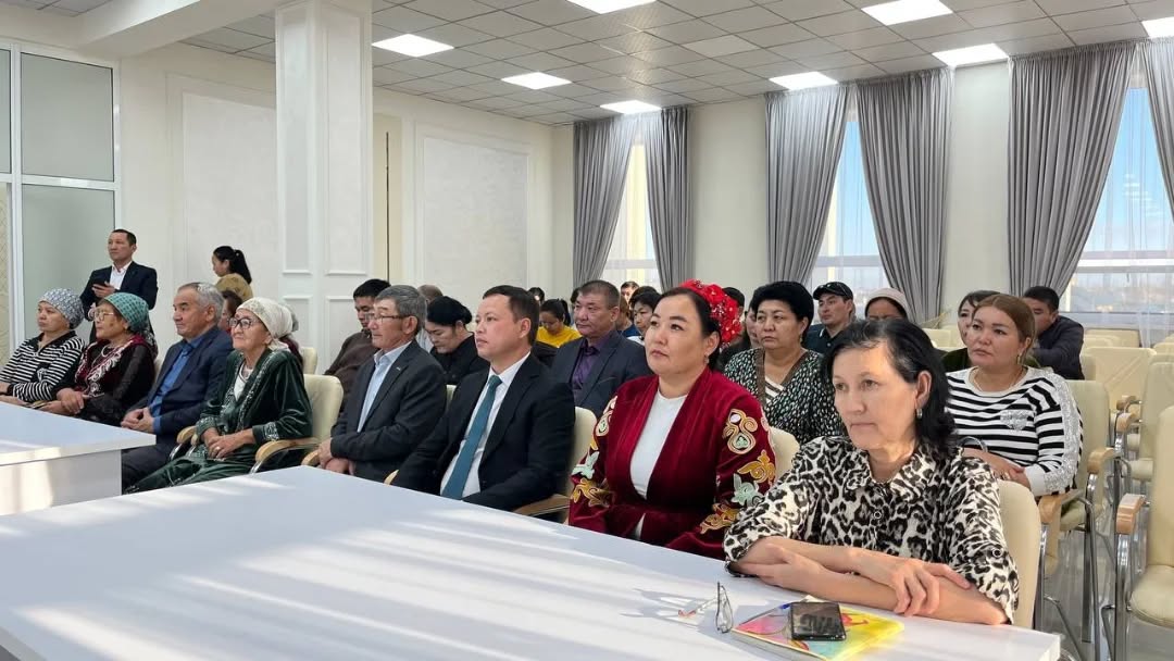 Диалог алаңы 2.jpg