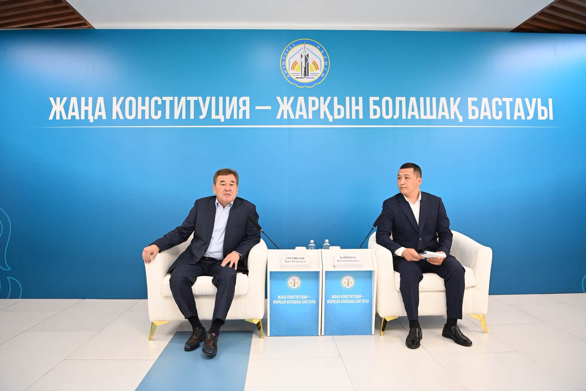 Еркін форматтағы кездесуде жастар саясатының басым бағыттары талқыланды.jpg