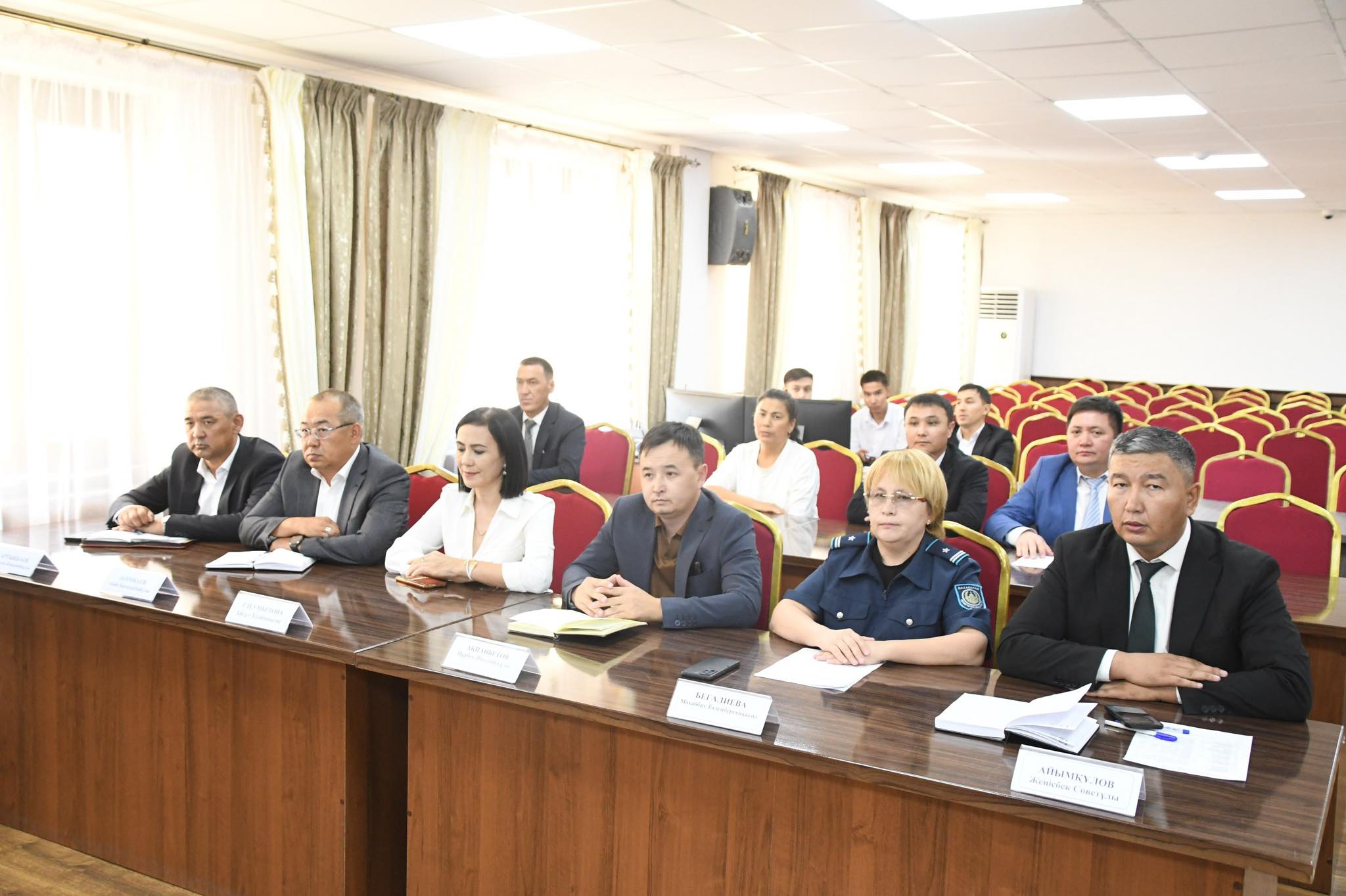 Комиссия отырысы 2.jpg
