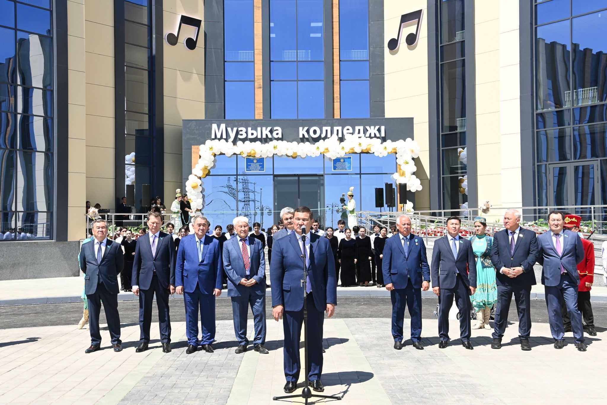 Музыкалық колледж.jpg