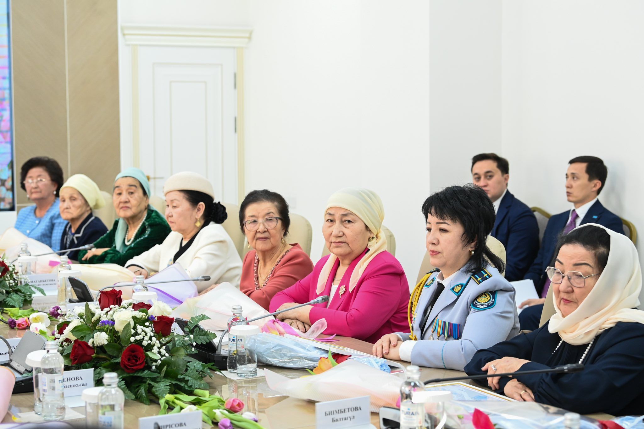 Облыс әкімі құттықтау 2.jpg