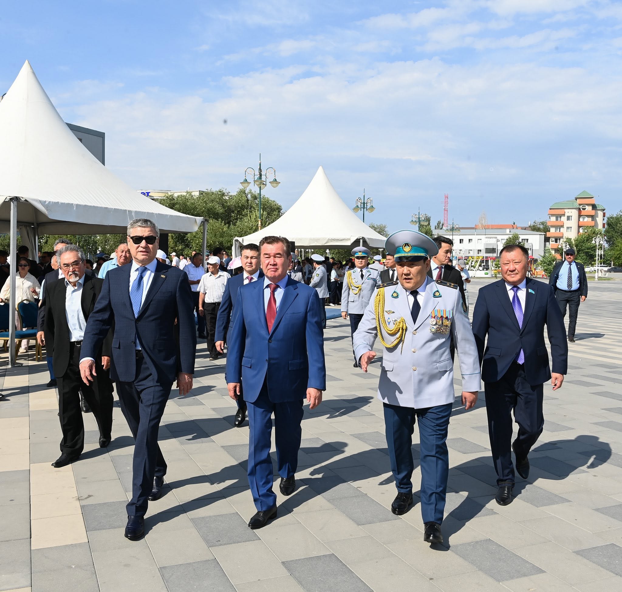 Полиция қызметкерлеріне 94 қызметтік көлік табысталды2.jpg