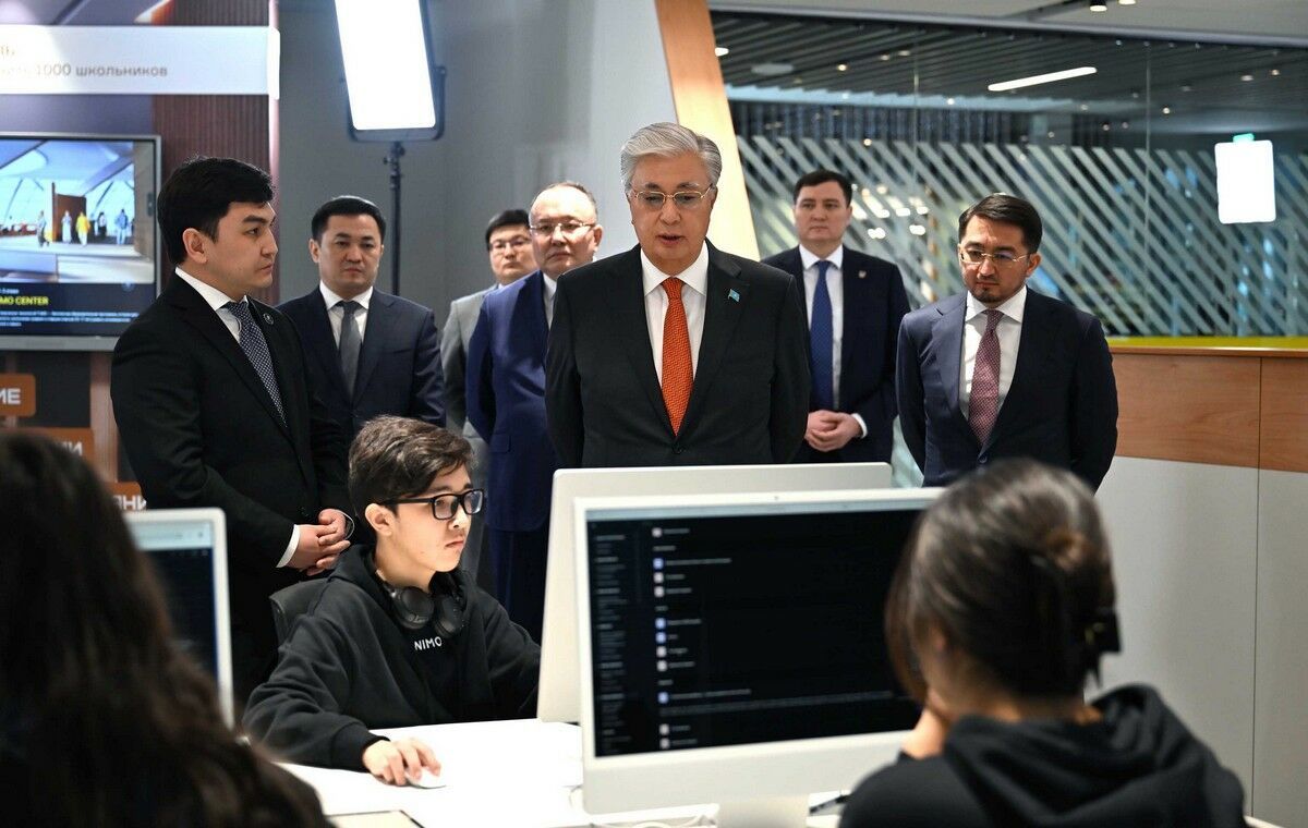 Президент жастар.jpg
