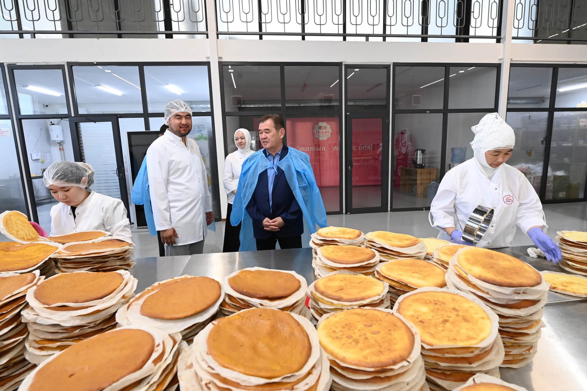 Шағын өнеркәсіпті дамыту – аймақ экономикасының маңызды бағыты1.jpg