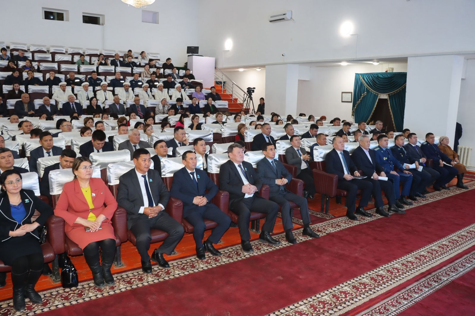 Сырдария кеңейтілген отырыс 2.jpg