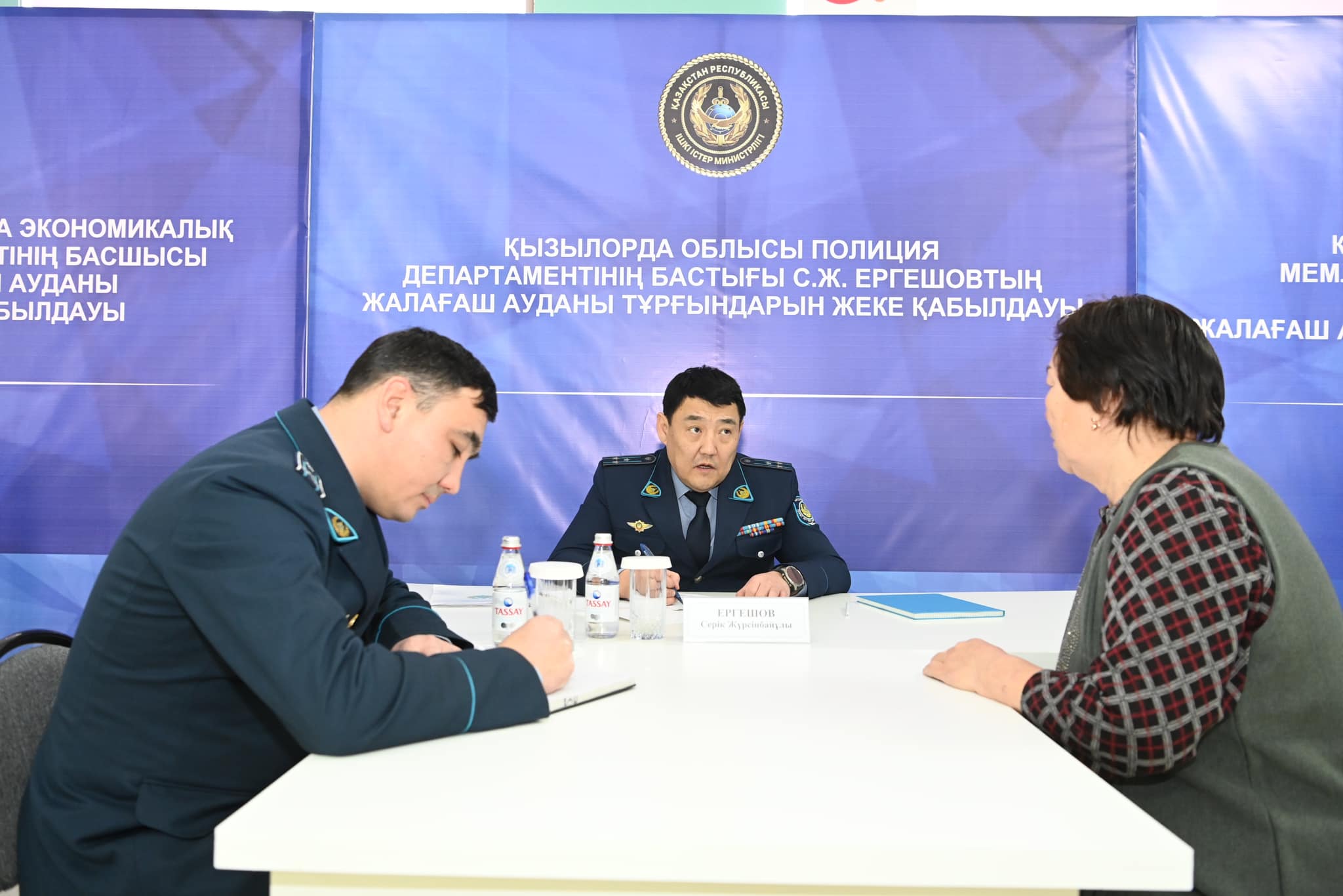 Тұрғындарды қабылдау 2.jpg