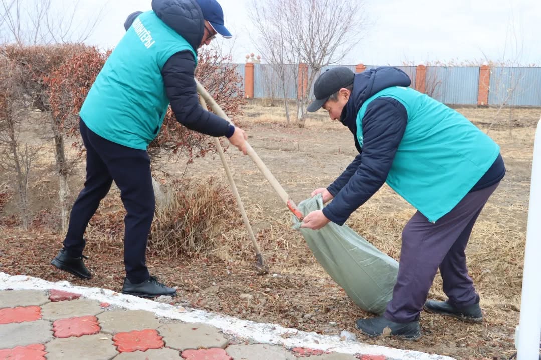 Таза бейсенбі Қалжан ахун.jpg