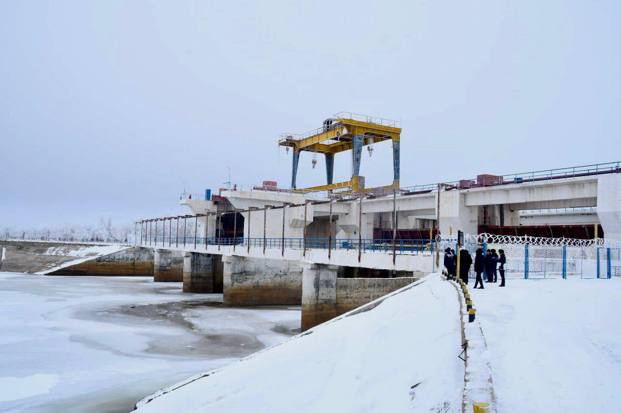 В Казалинском районе проверили уровень воды в Сырдарье 1.jpg