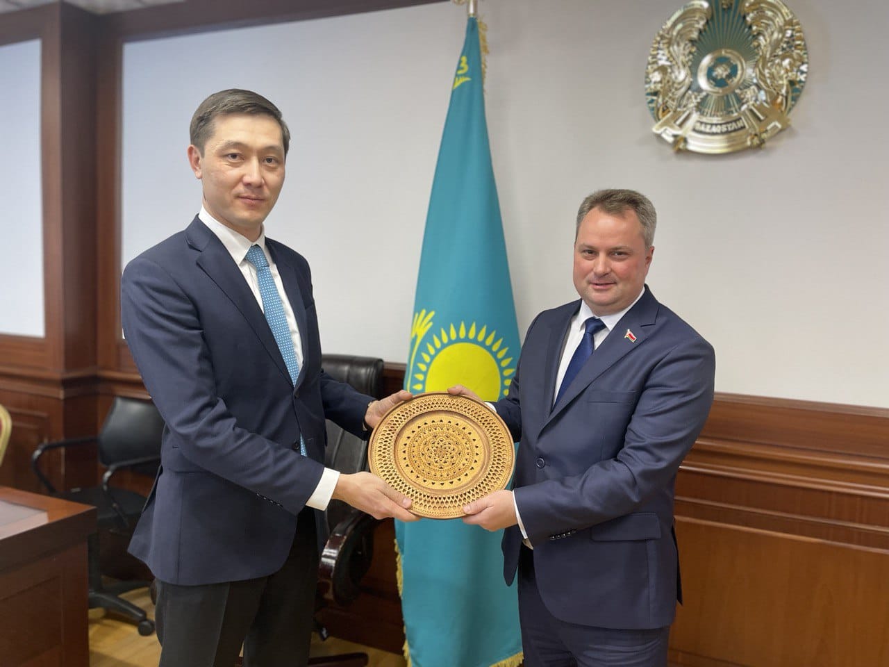 В Кызылорде прошла встреча с Чрезвычайным и Полномочным Послом Республики Беларусь 1.jpg