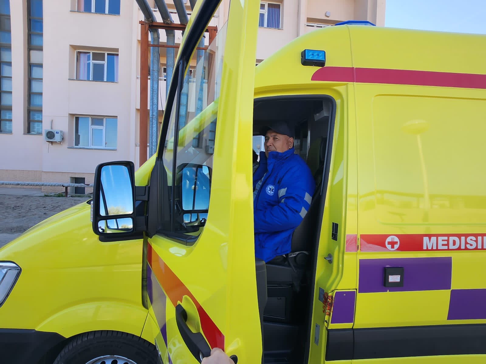 WhatsApp Image 2023-04-28 at 12.40.15 (1).jpeg