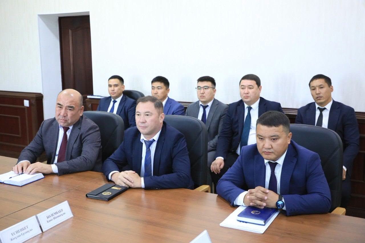 Жалағаш мәжіліс отырысы 2.jpg