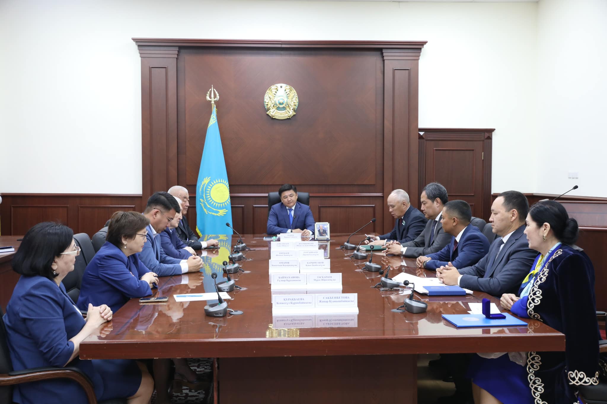 Қала әкімінің орынбасары.jpg