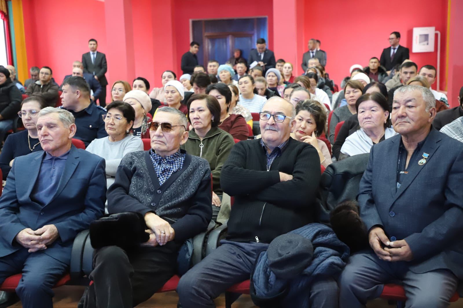 Қармақшы әкімі тұрғындармен кездесу 2.jpg