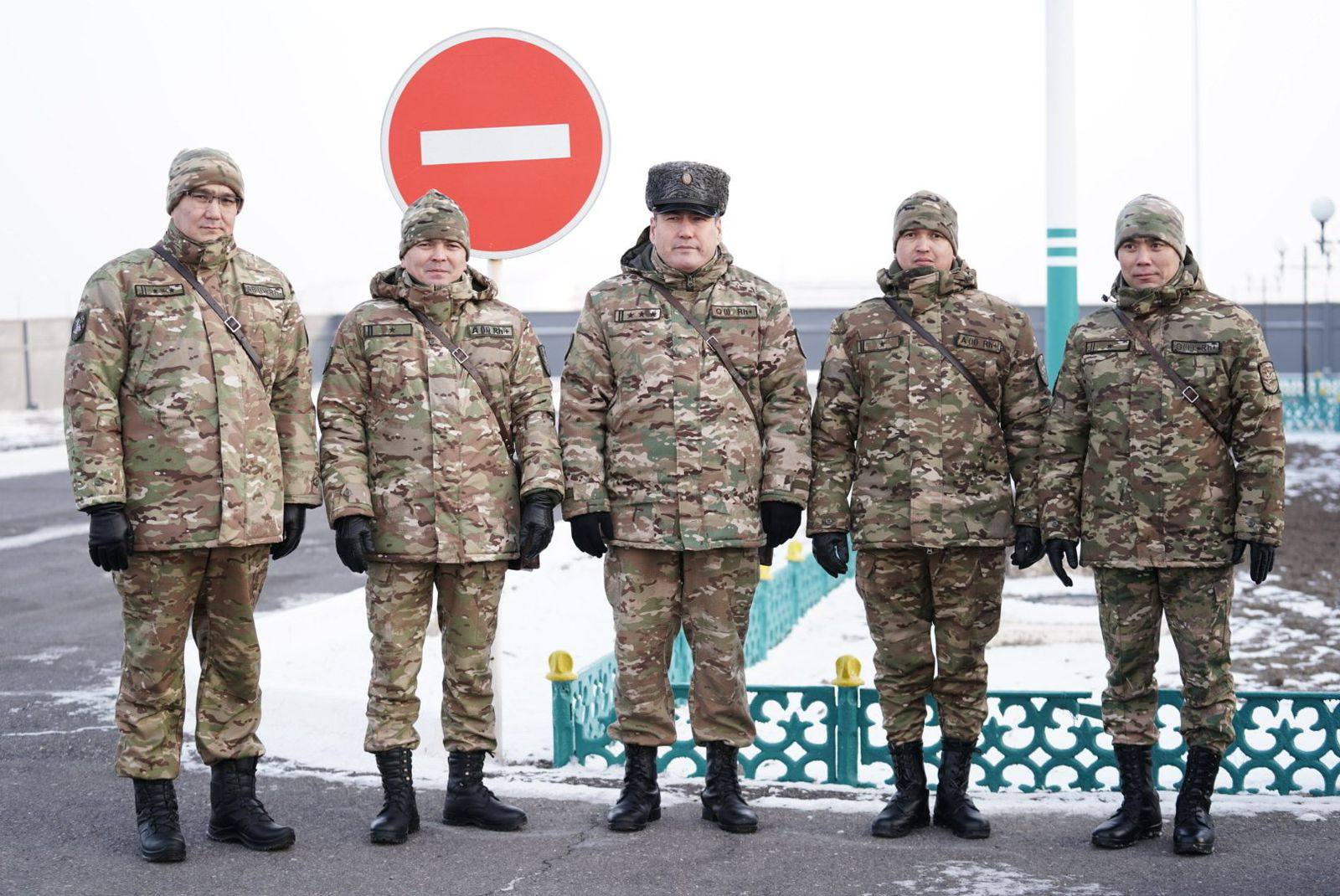 министр обороны РК.jpg