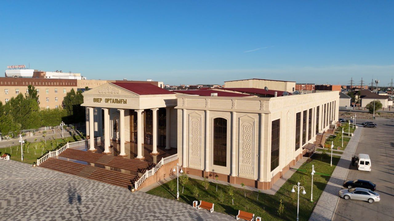 өнер орталығы.jpg