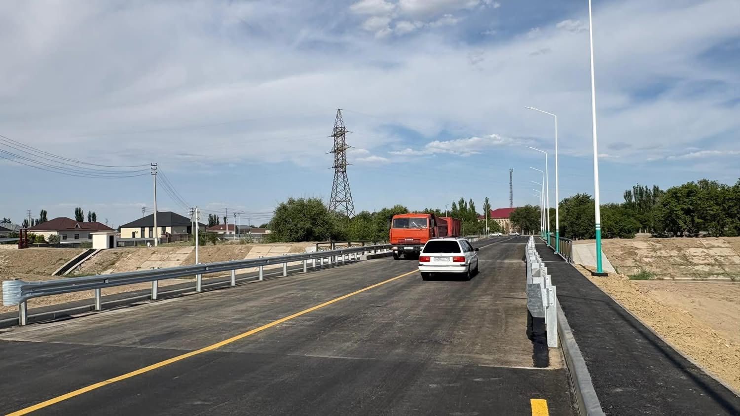 Қожақ көпірі жанданды 3.jpg