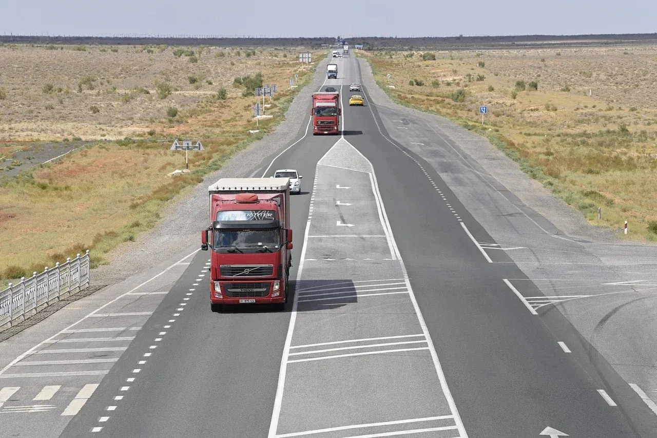 Шұлық және гартер белбеу секс орыс