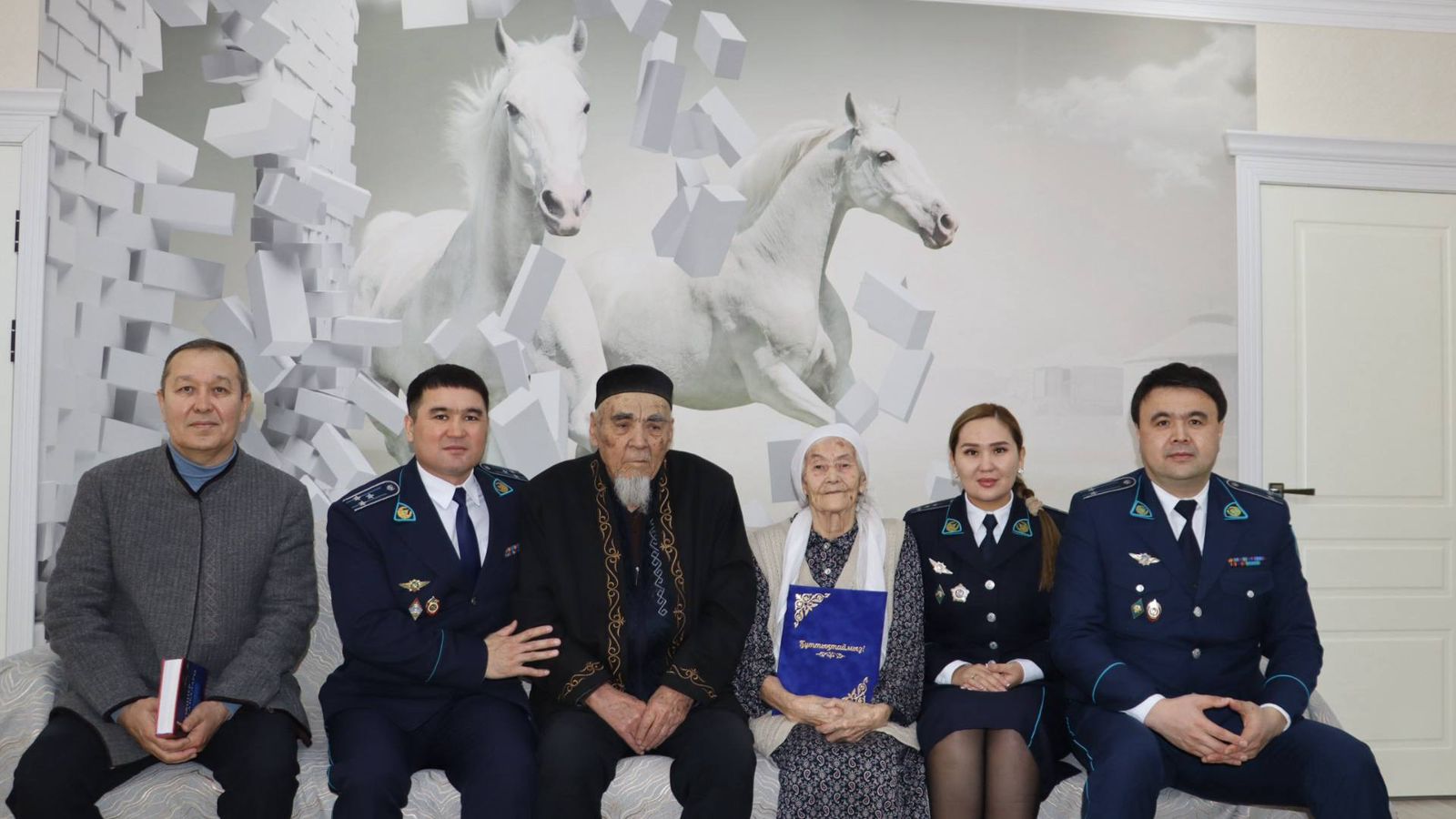 Қызылордада Көрісу күніне орай полиция ардагерлеріне құрмет көрсетілді2.jpg