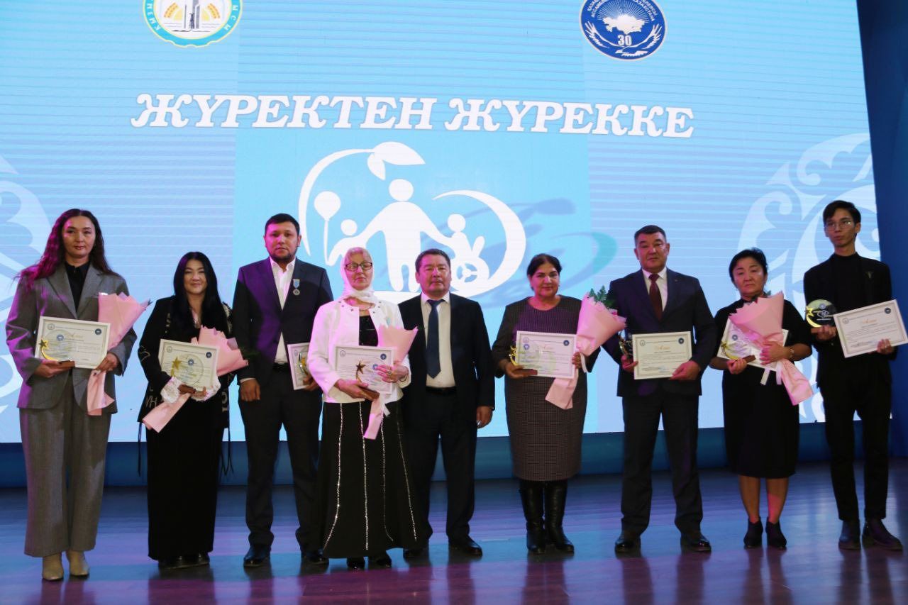 Қызылордада «Жүректен жүрекке» мейірім мен өнер тоғысқан фестиваль өтті.jpg